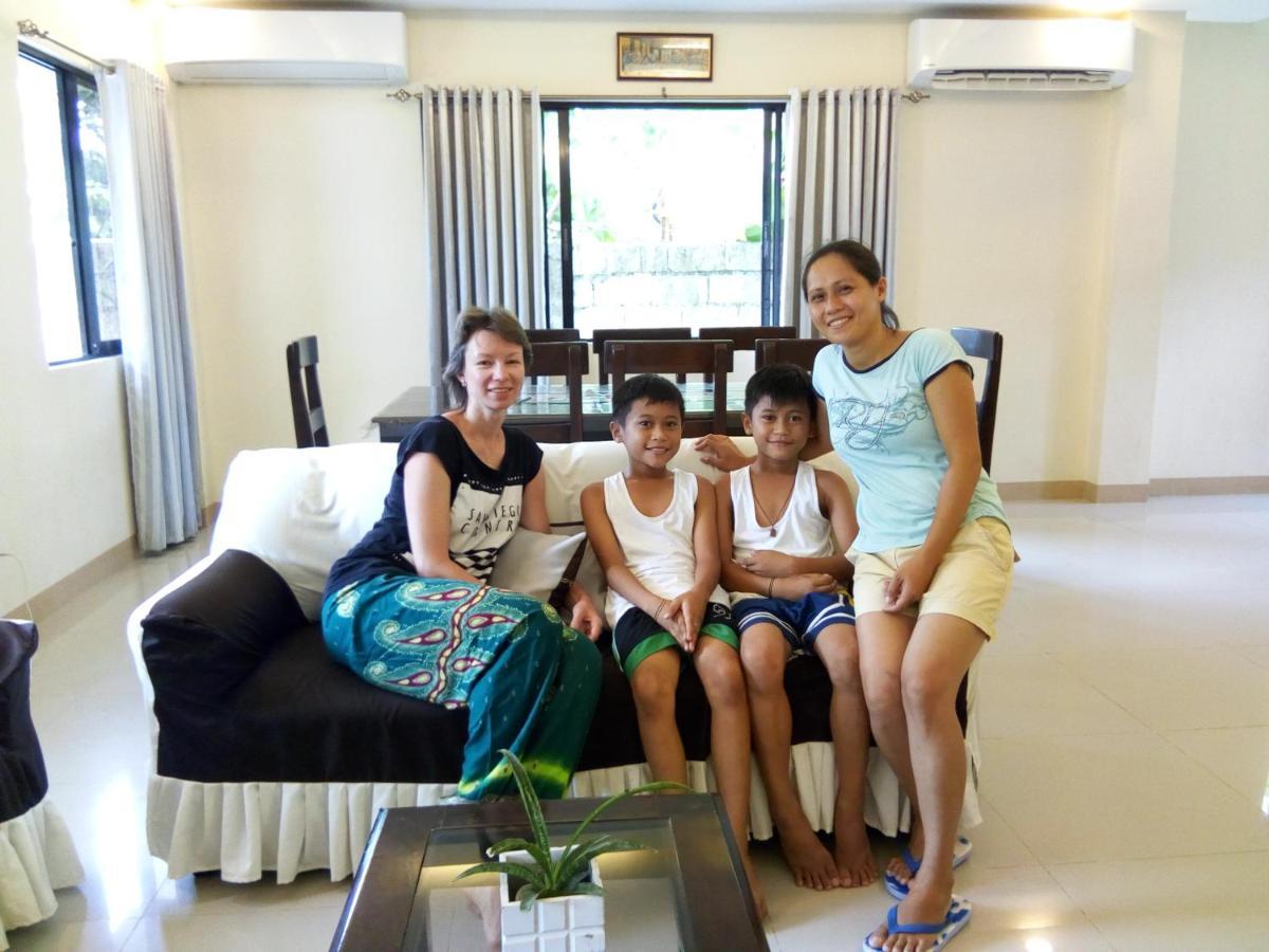 Bohol Sweet Home Bed And Breakfast Guindulman Eksteriør billede